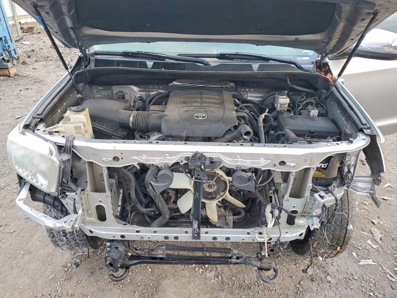 Toyota Tundra Crewmax Limited