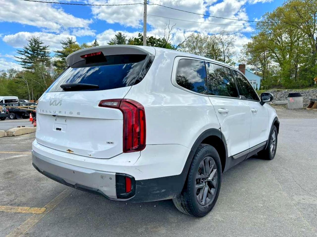 Kia Telluride Lx