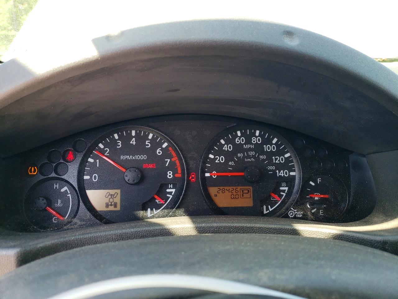 Nissan Frontier Se V6