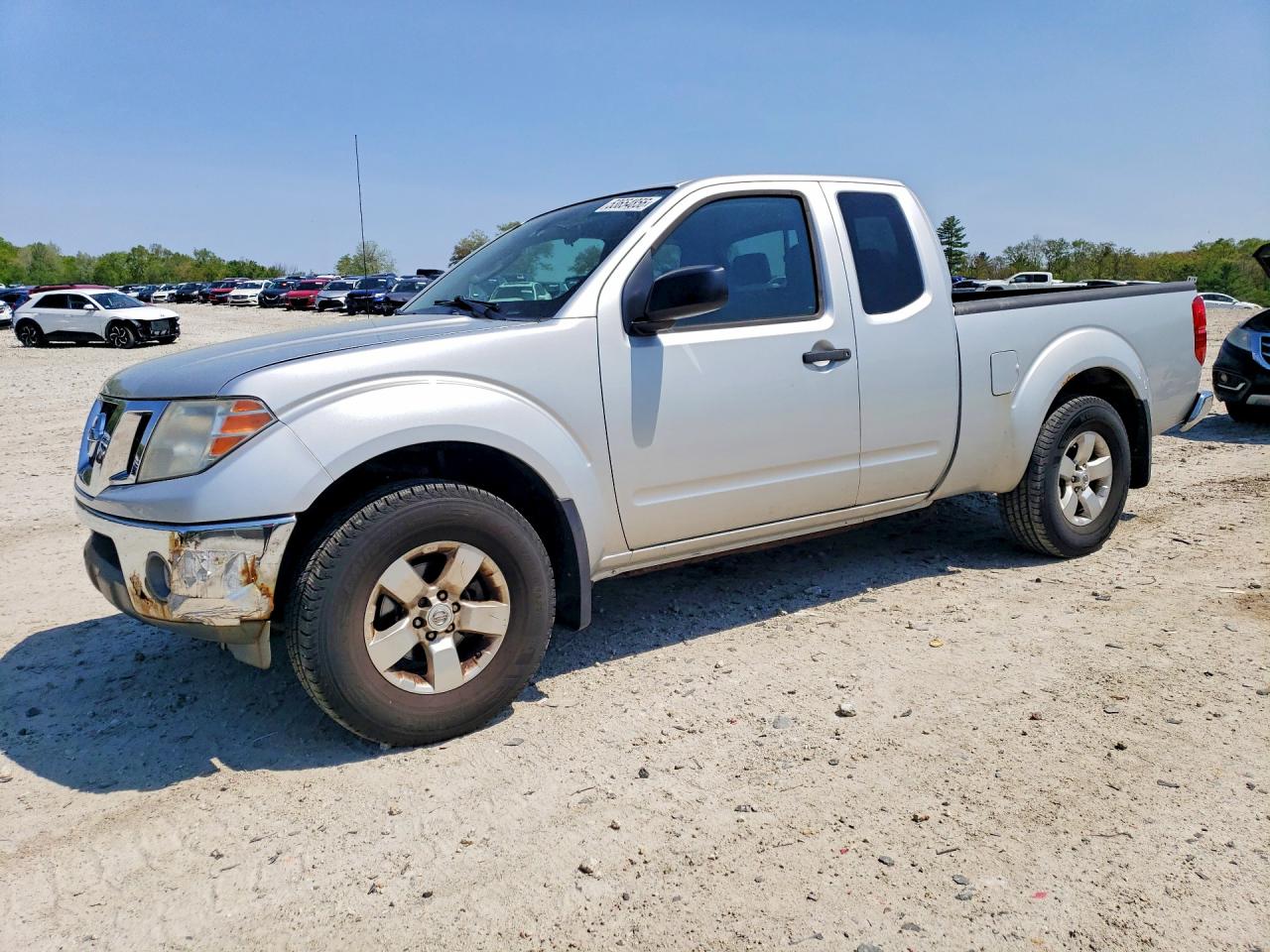 Salvage Nissan Frontier Image