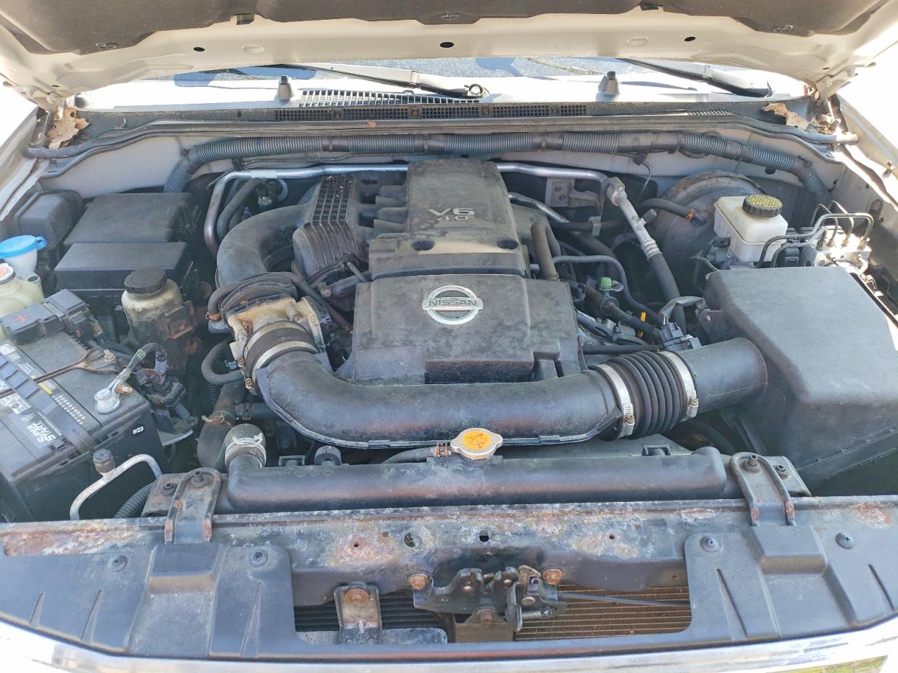 Nissan Frontier Se V6