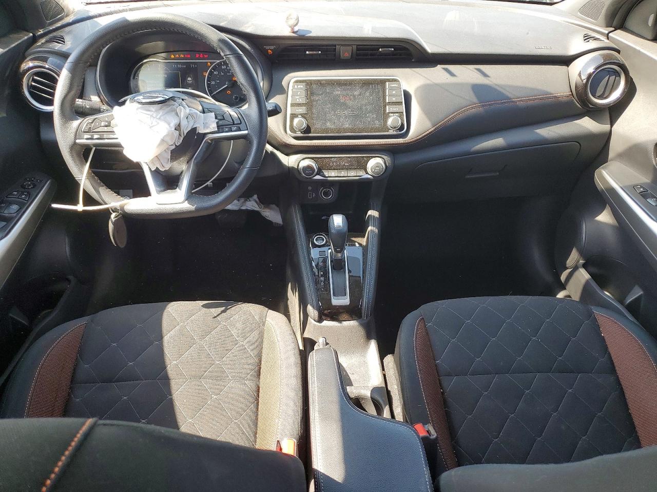 Nissan Kicks S