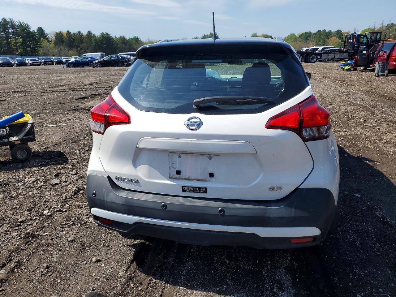 Nissan Kicks S