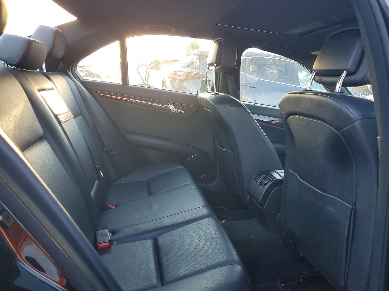 Mercedes-Benz C-Class 300