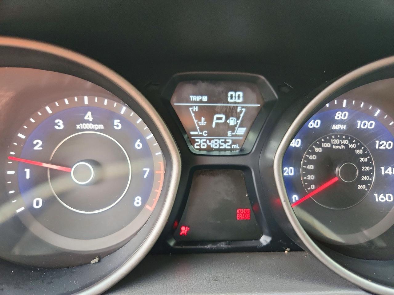 Hyundai ELANTRA Se