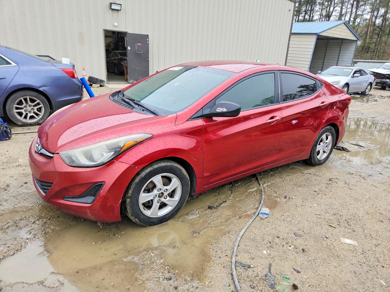 Salvage Hyundai ELANTRA Image
