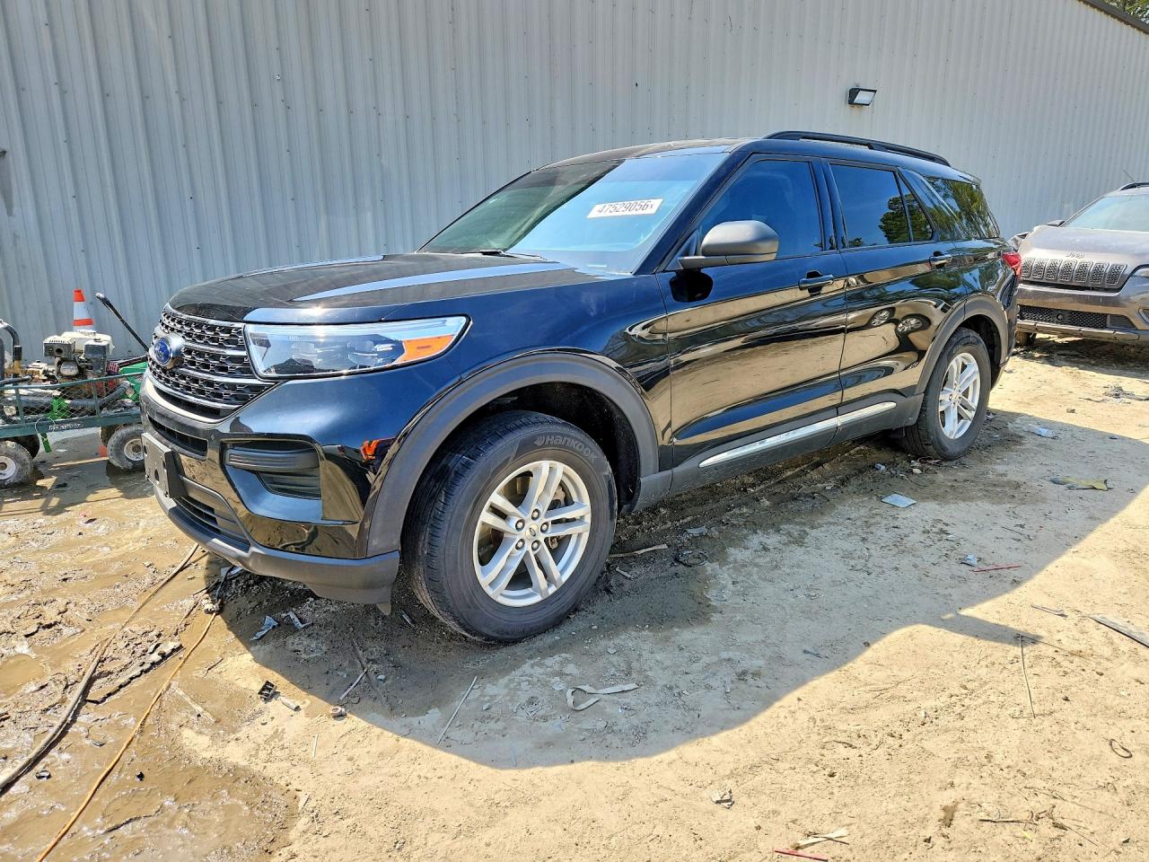 Salvage Ford Explorer Image