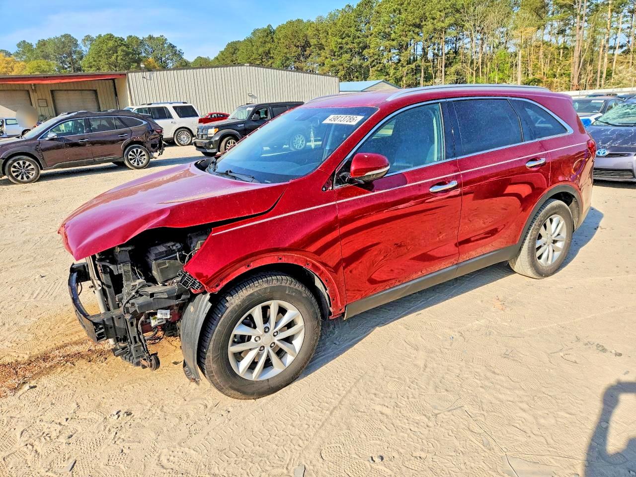 Salvage Kia Sorento Image