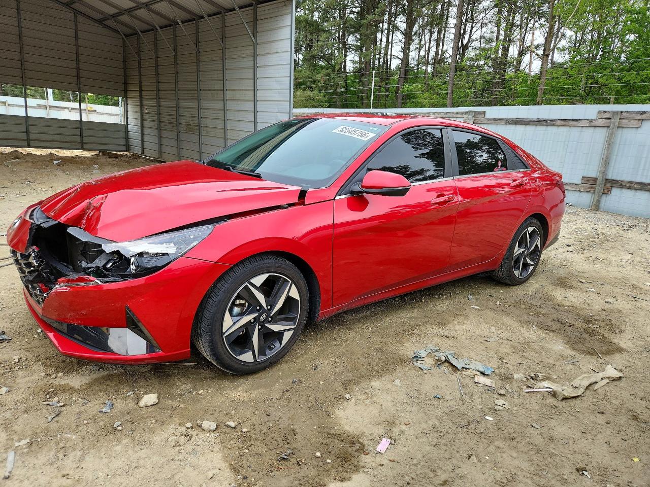 Salvage Hyundai ELANTRA Image