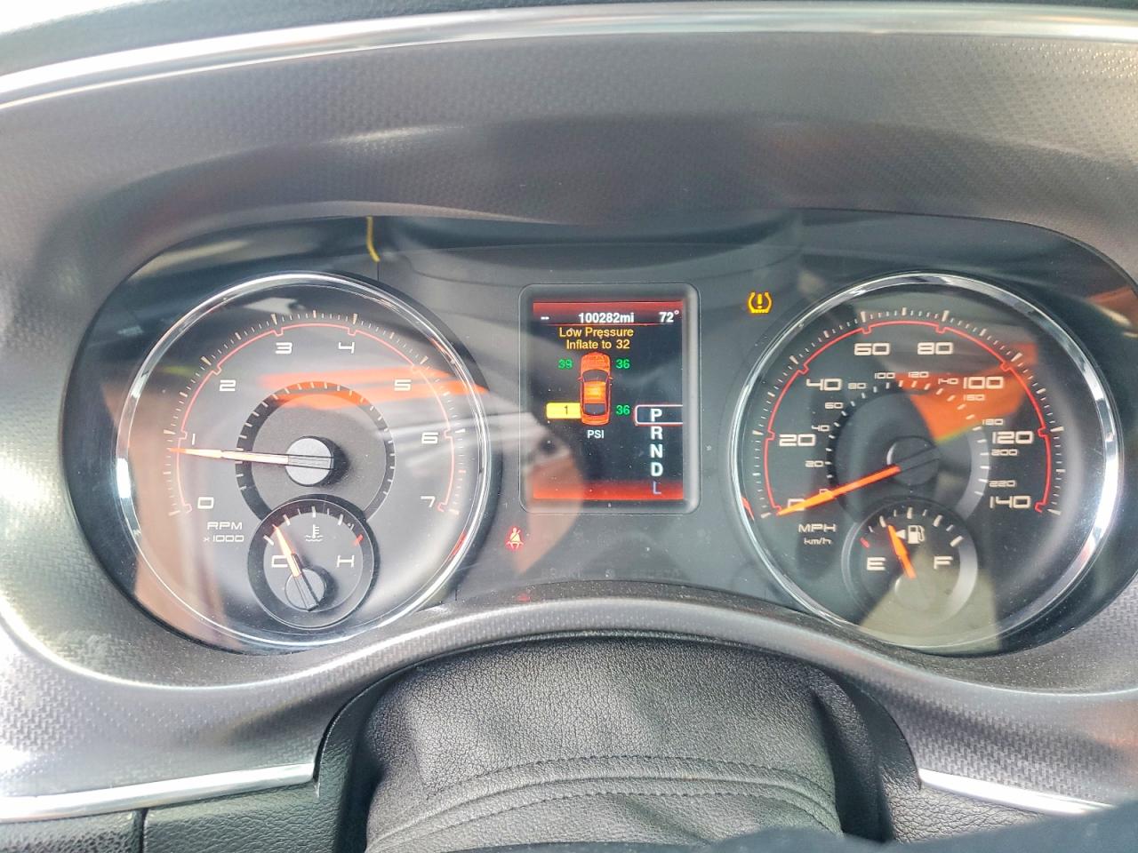 Dodge Charger Sxt