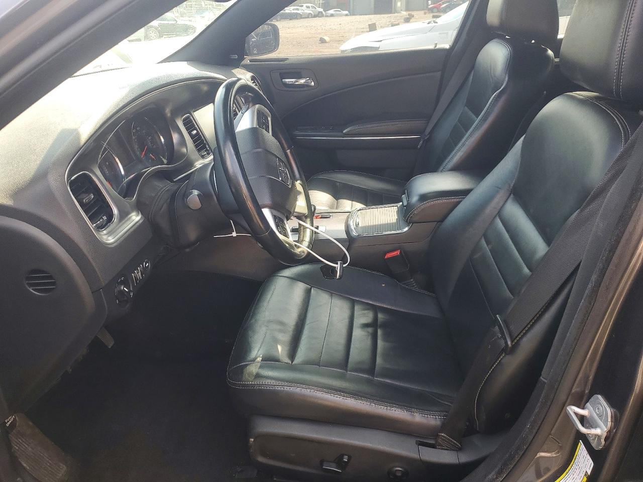 Dodge Charger Sxt