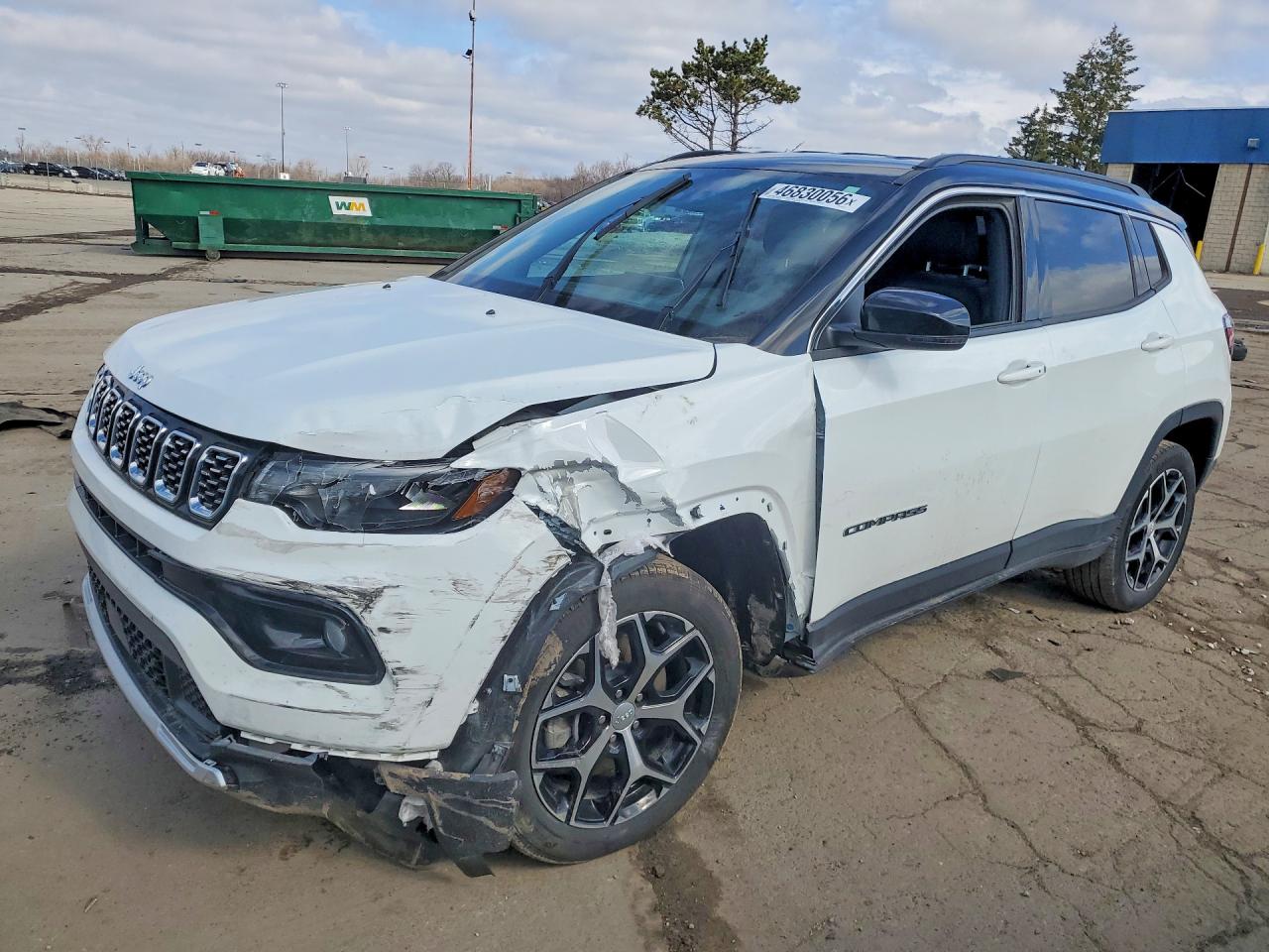 Salvage Jeep Compass Image