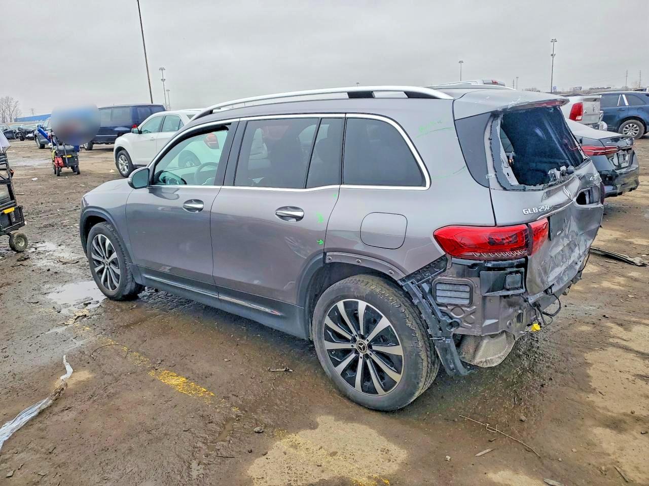 Mercedes-Benz GLB 250 4matic