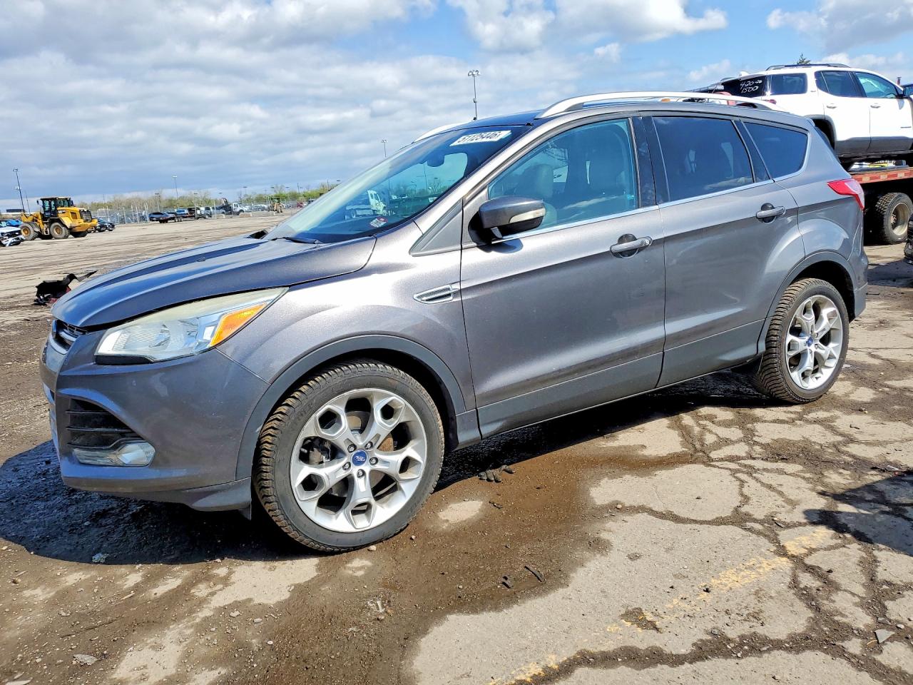 Salvage Ford Escape Image