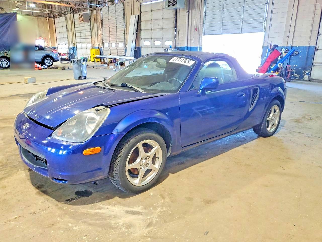 Salvage Toyota MR2 Image