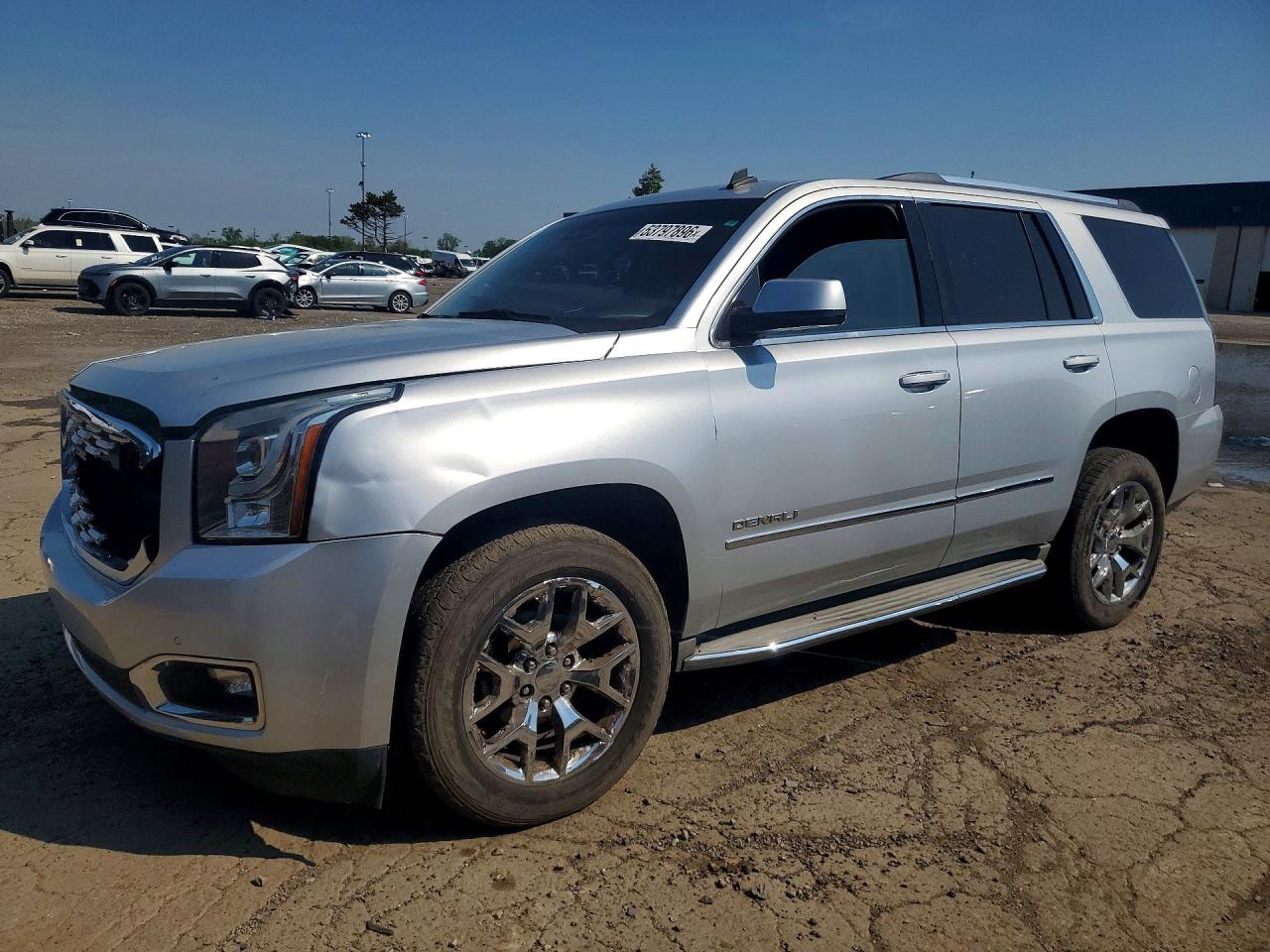 Salvage GMC Yukon Image