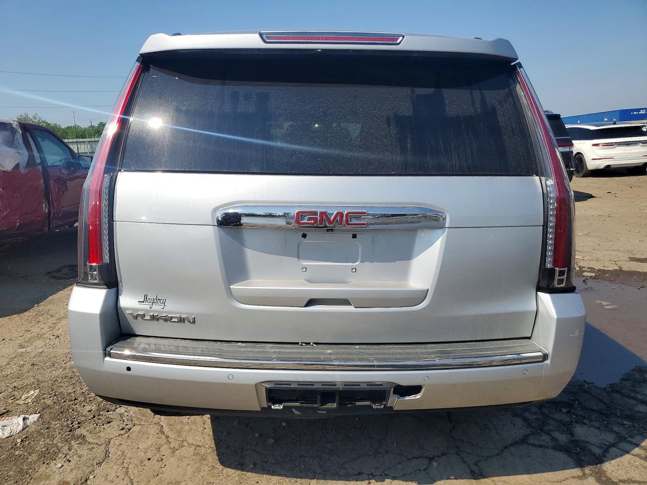 GMC Yukon Denali