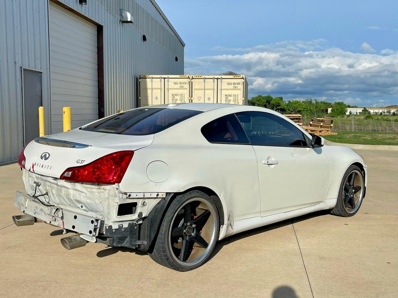 INFINITI G37 Base