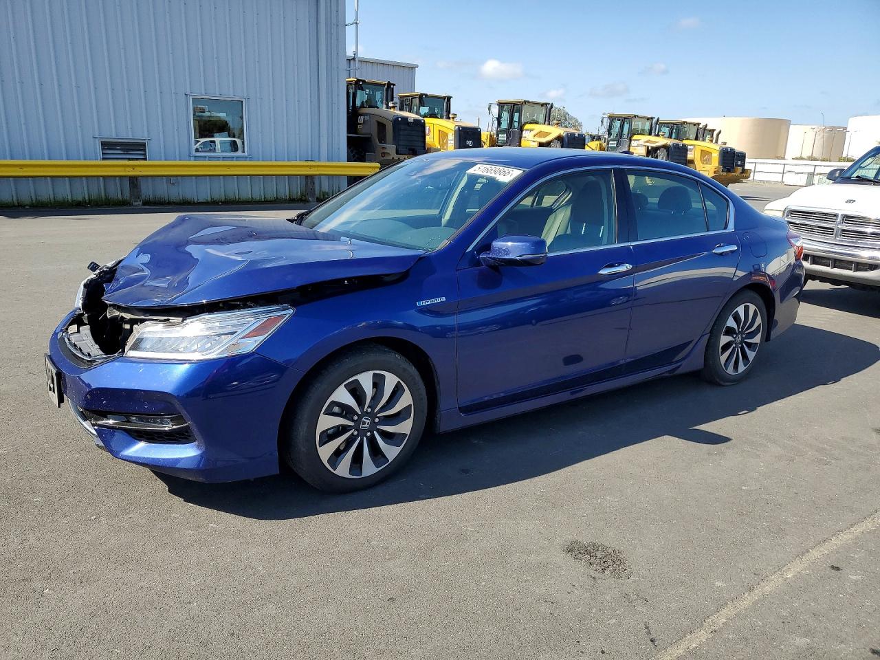 Salvage Honda Accord Image