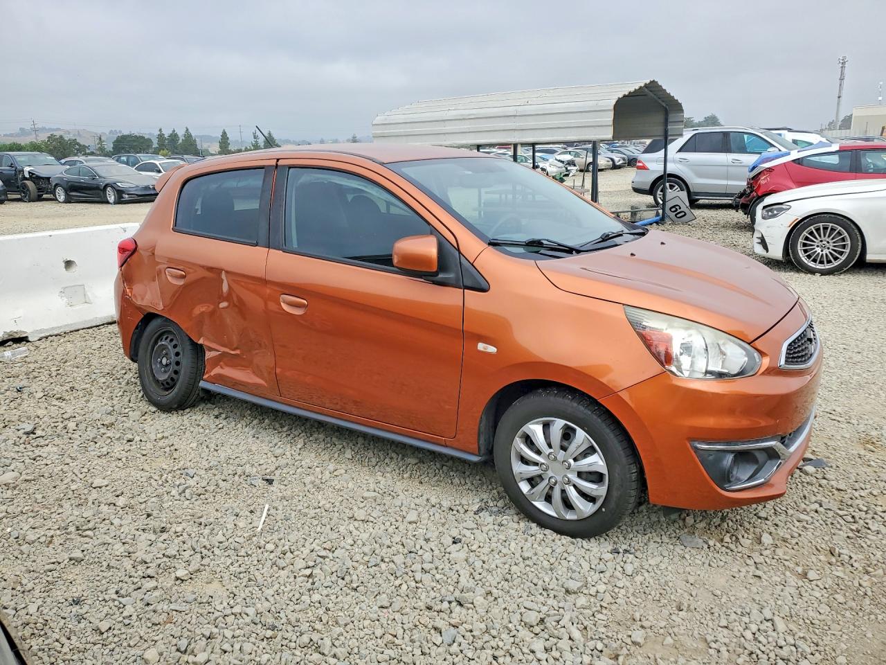Mitsubishi Mirage Es
