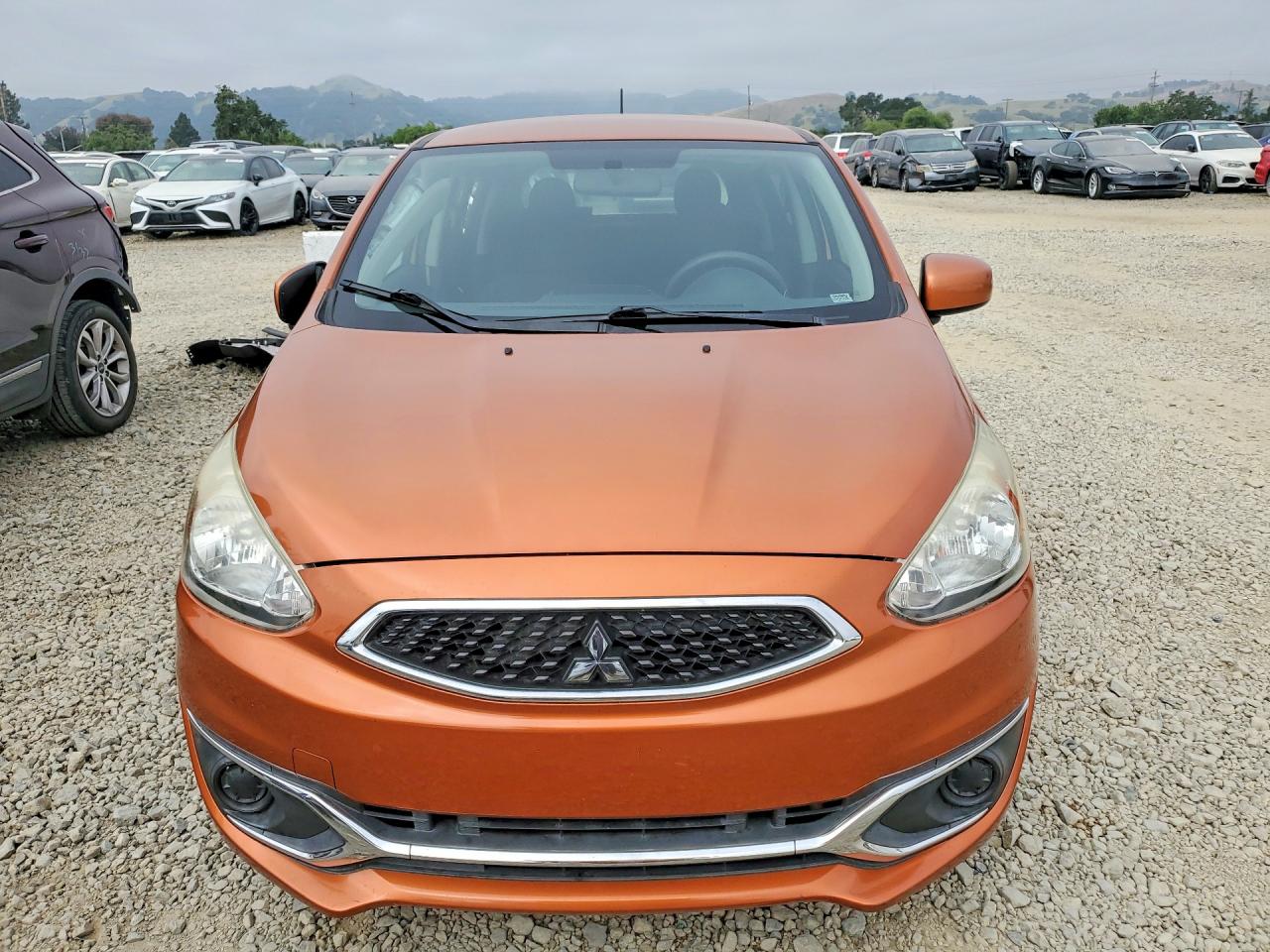 Mitsubishi Mirage Es