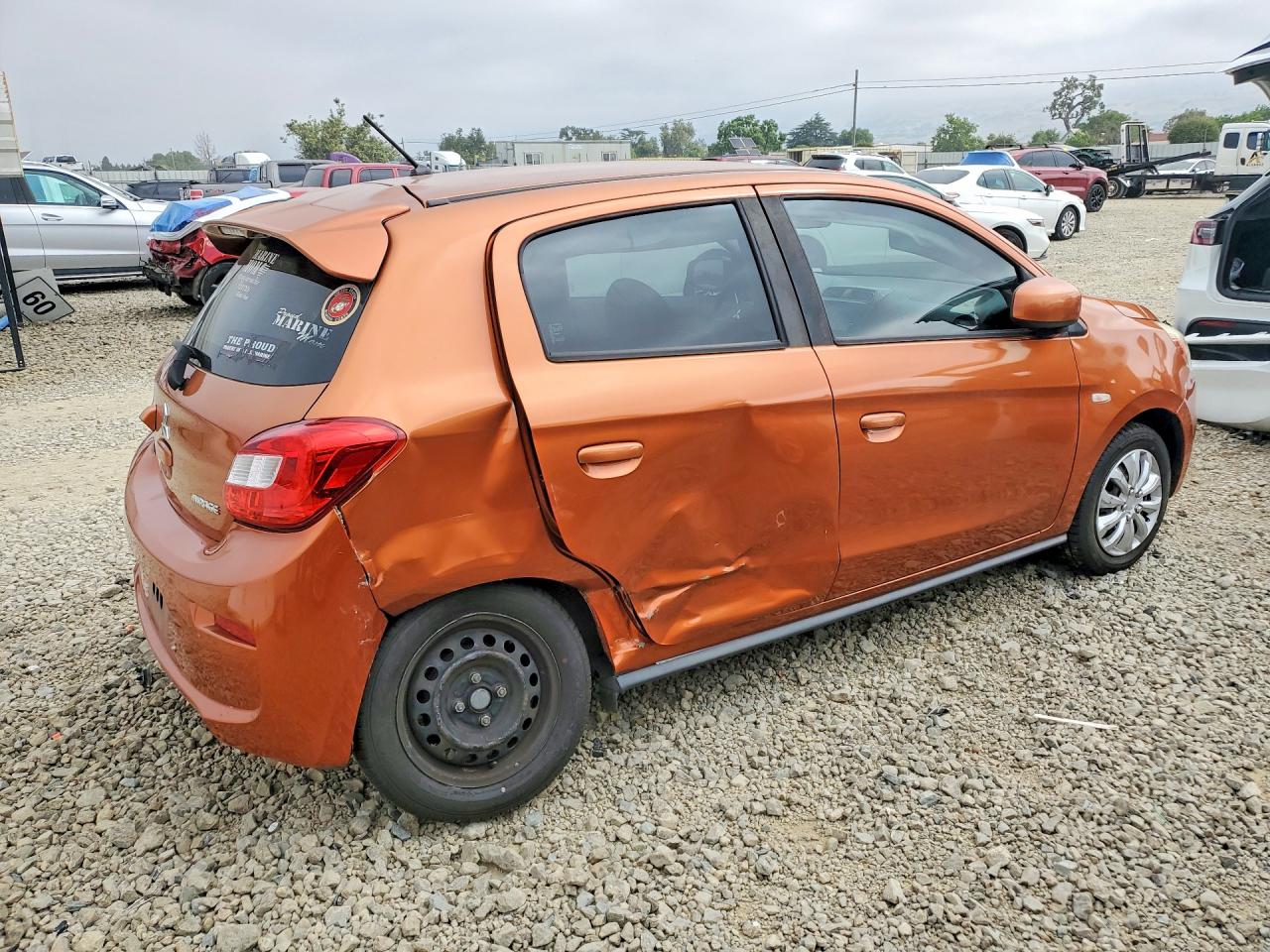 Mitsubishi Mirage Es