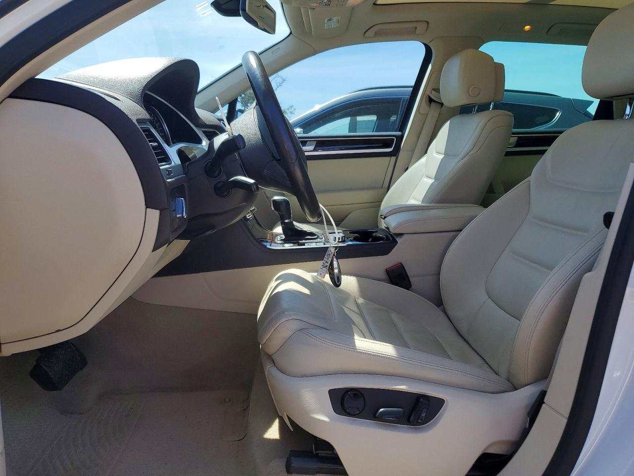 Volkswagen Touareg V6
