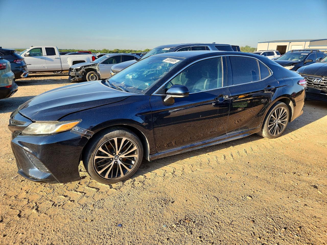 Salvage Toyota Camry Image