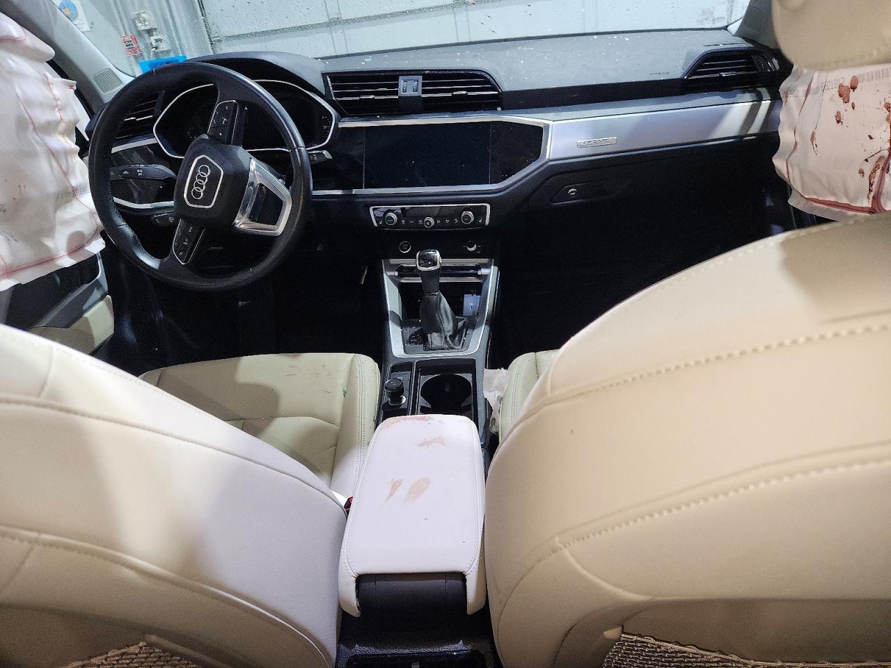 Audi Q3 Premium S Line 45