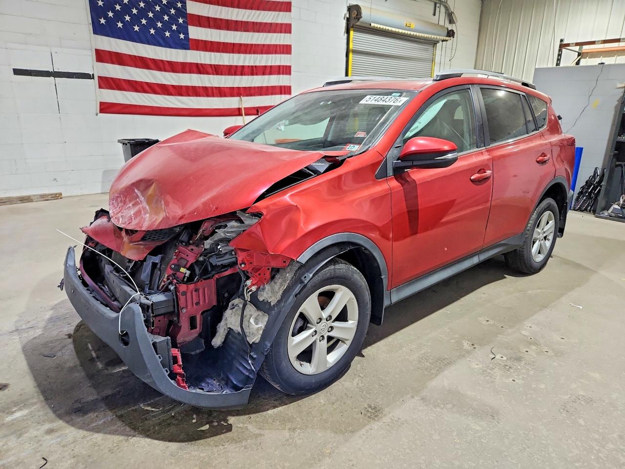 Salvage Toyota RAV4 Image