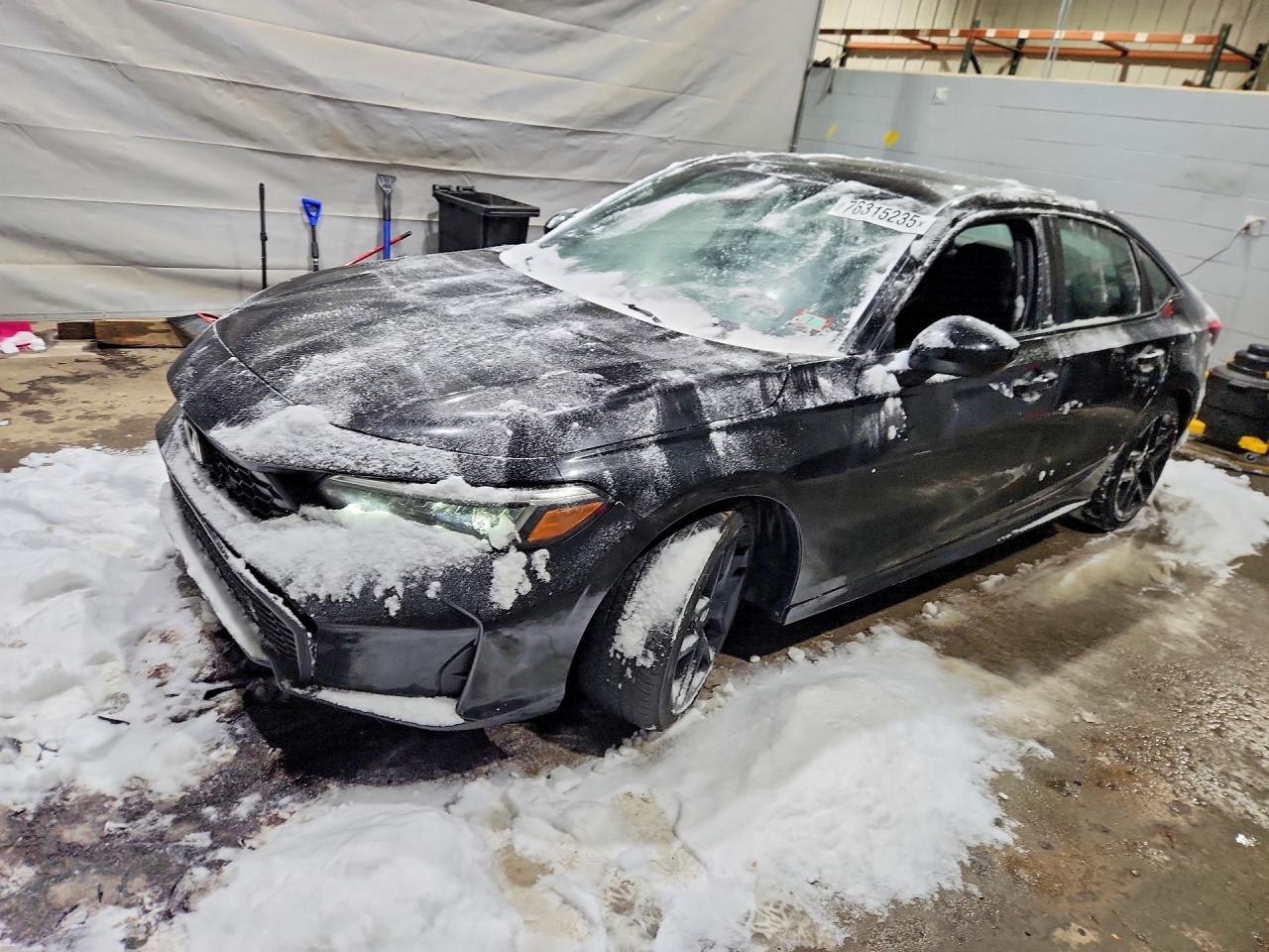 Salvage Honda Civic Image