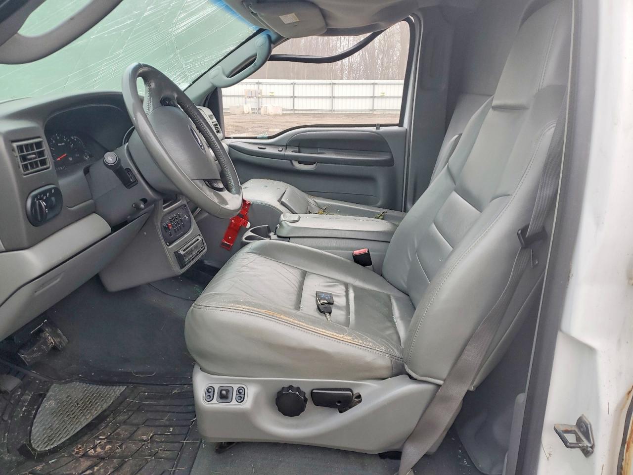 Ford Excursion Xlt