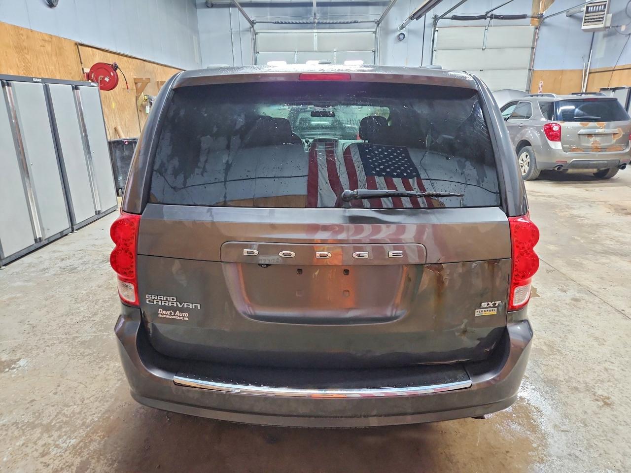 Dodge Caravan Sxt