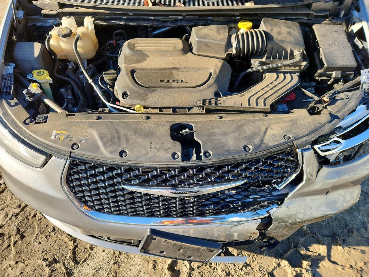 Chrysler Pacifica Touring L