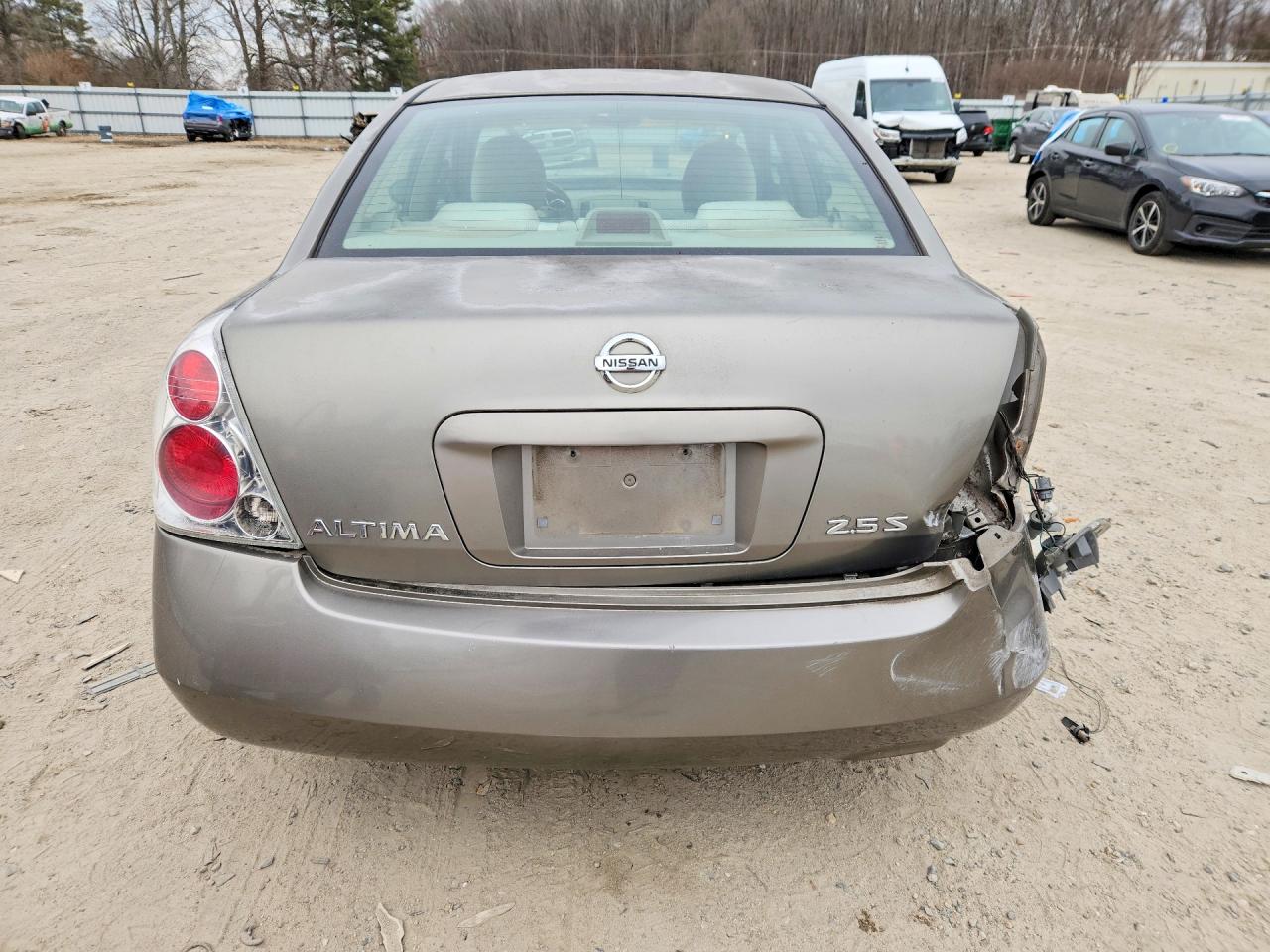 Nissan Altima S