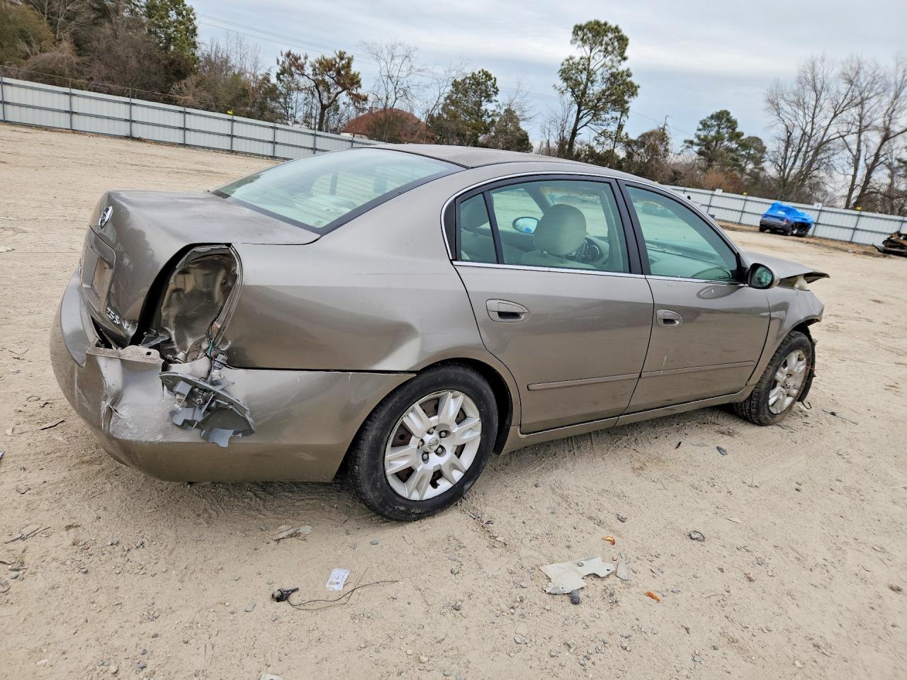 Nissan Altima S