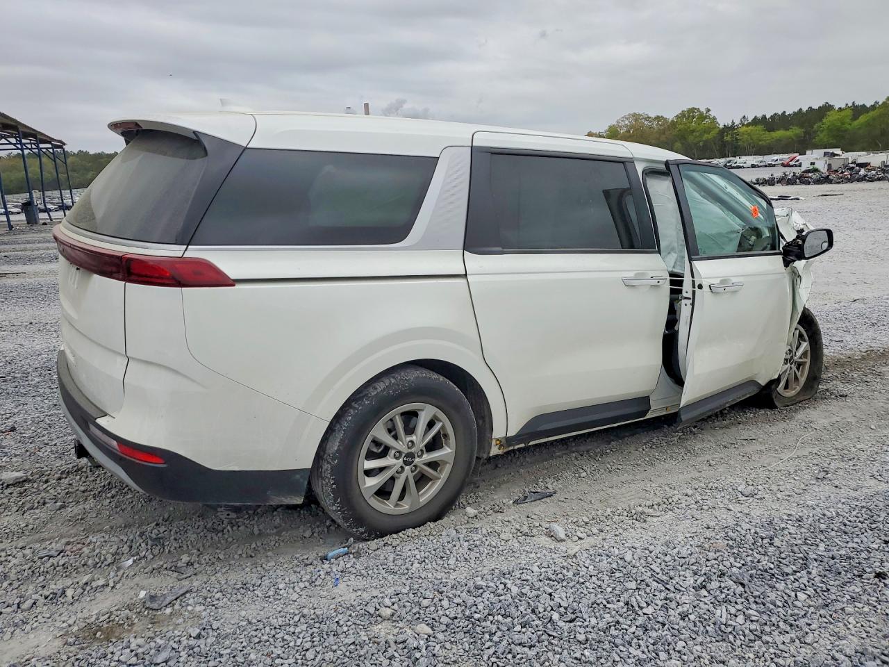 Kia Carnival Lx