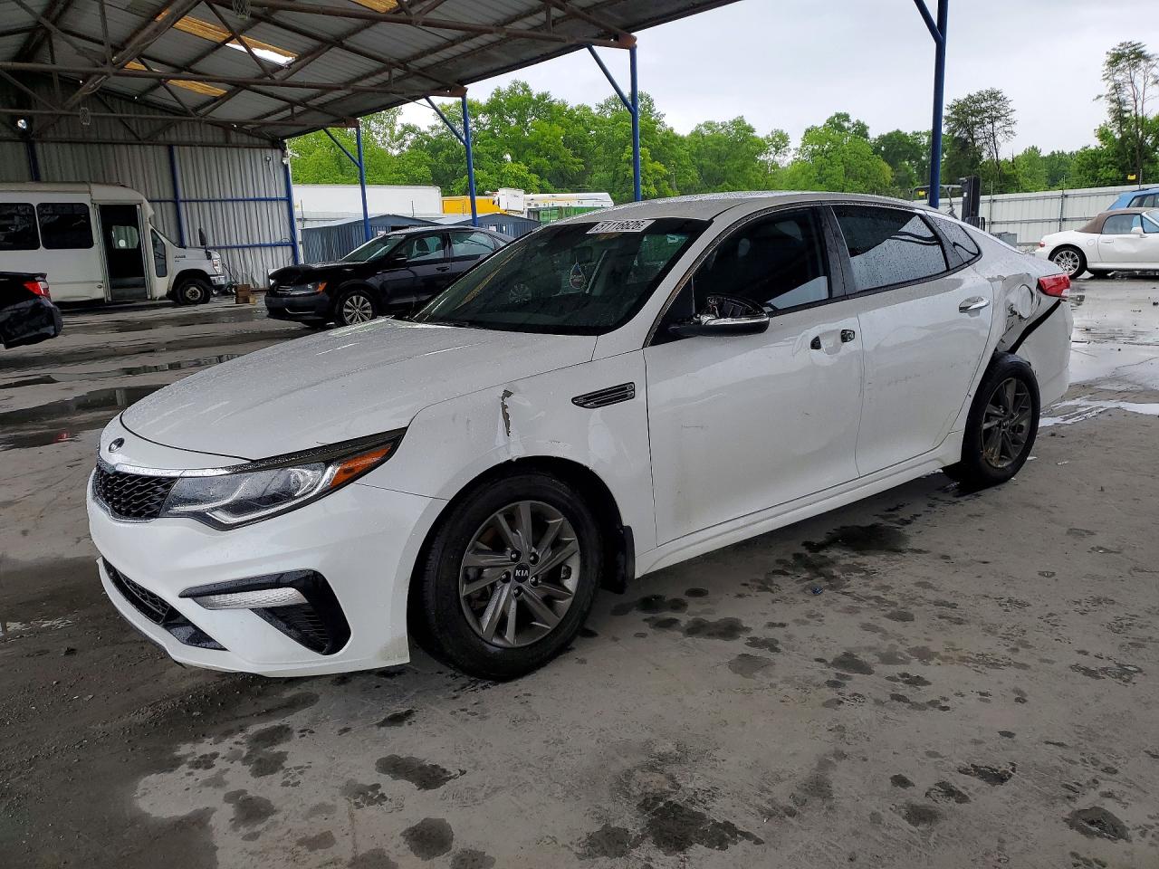 Salvage Kia Optima Image
