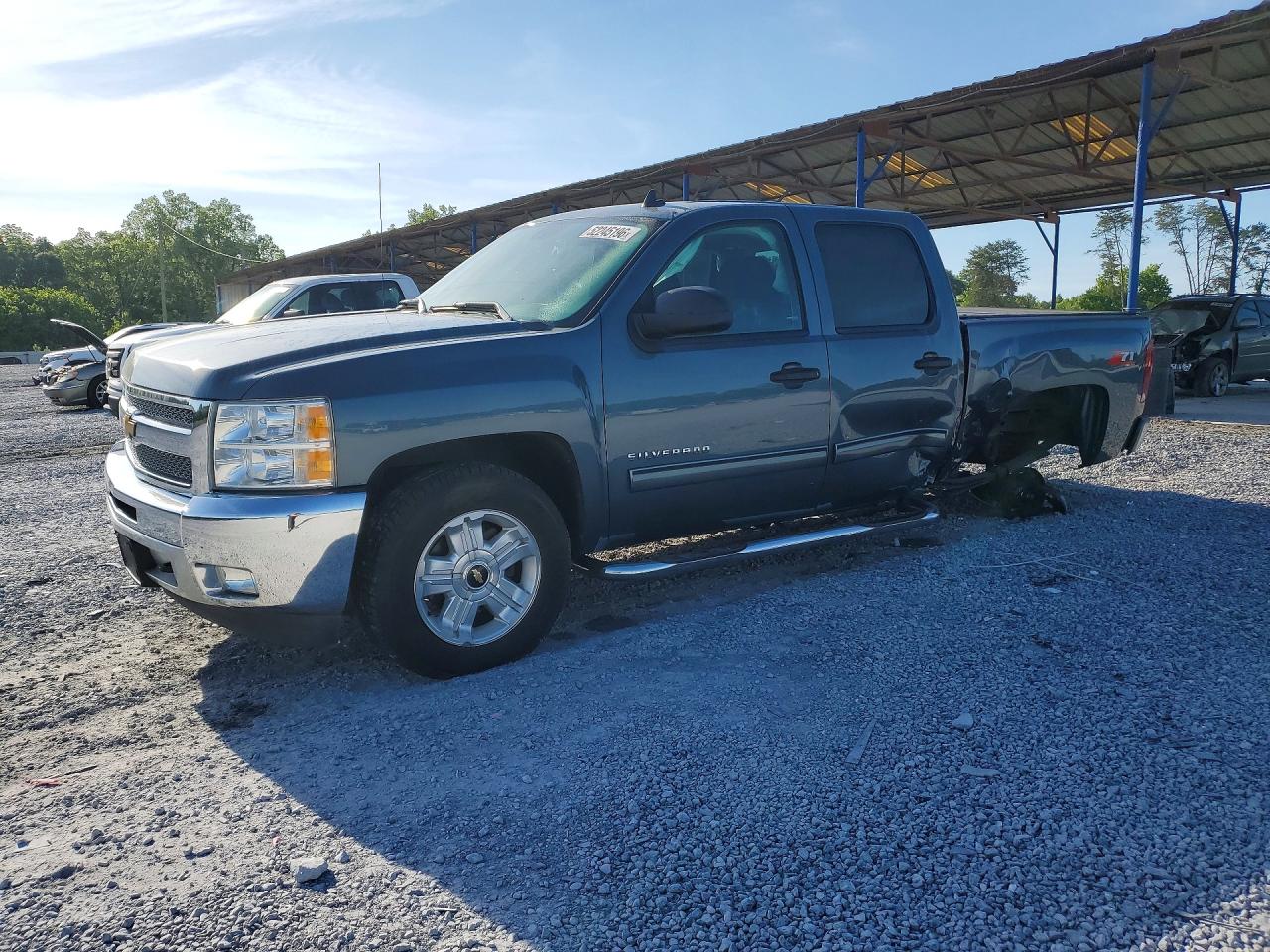 Salvage Chevrolet Silverado Image