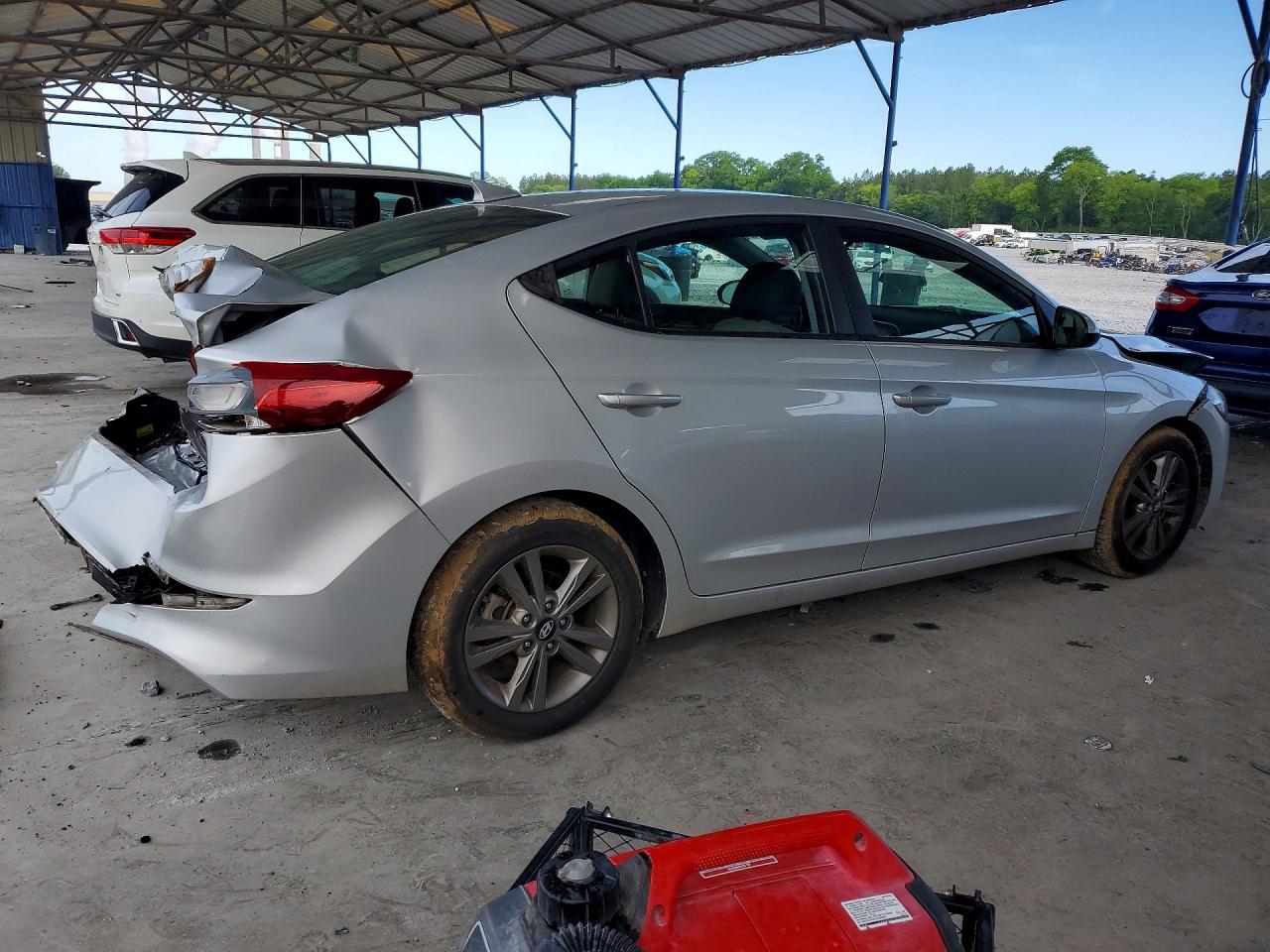 Hyundai ELANTRA Sel