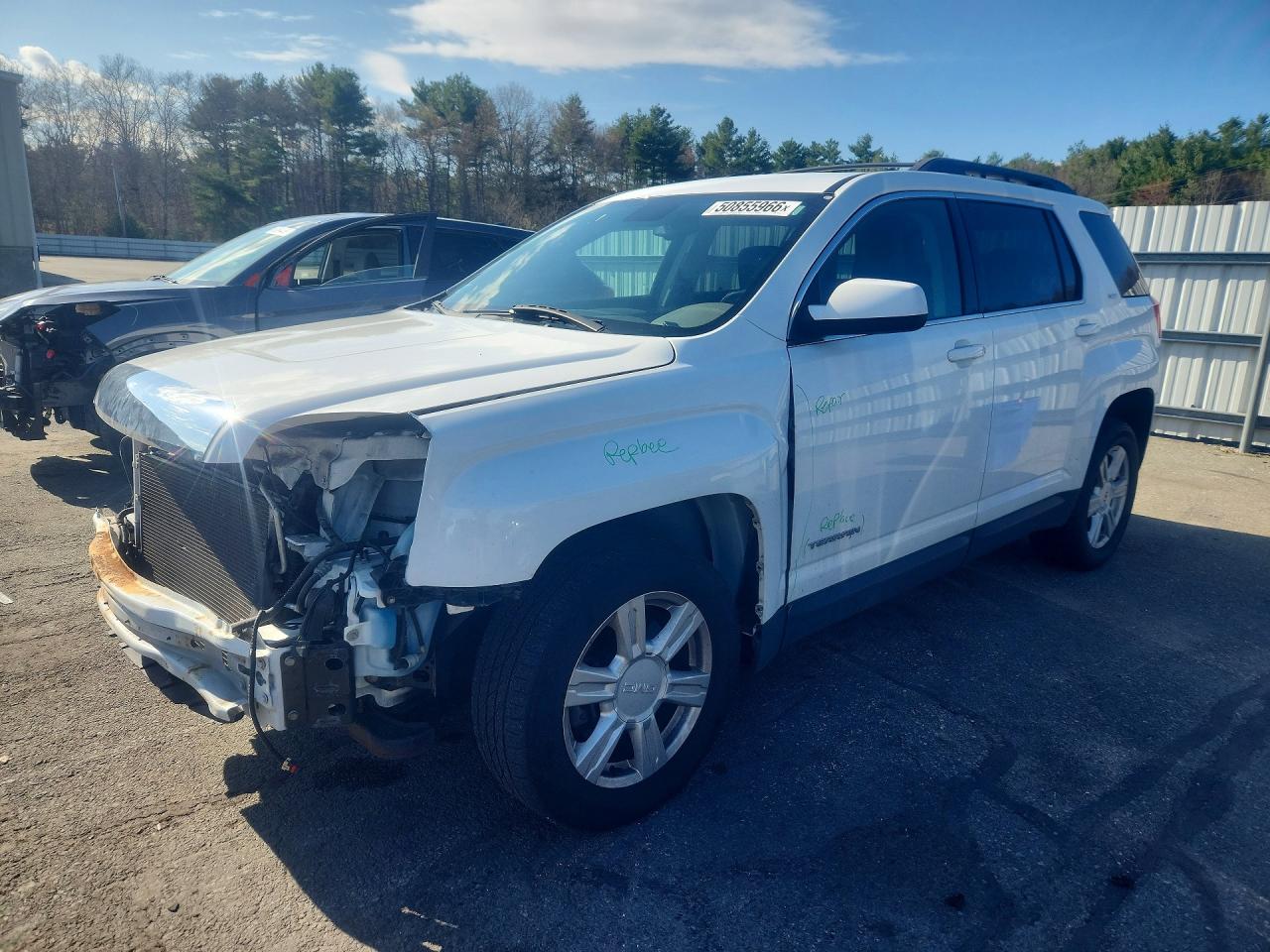 Salvage GMC Terrain Image