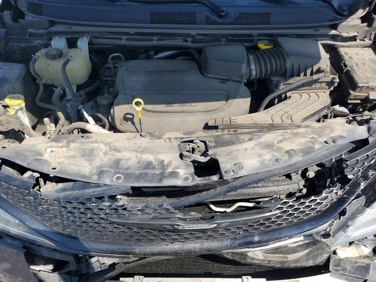 Chrysler Pacifica Touring L