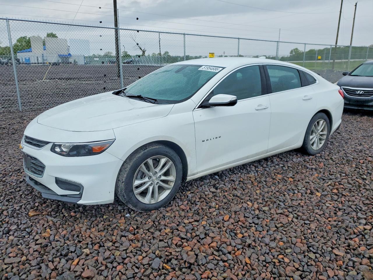 Salvage Chevrolet Malibu Image