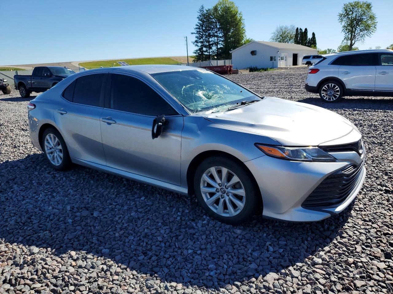 Toyo Camry