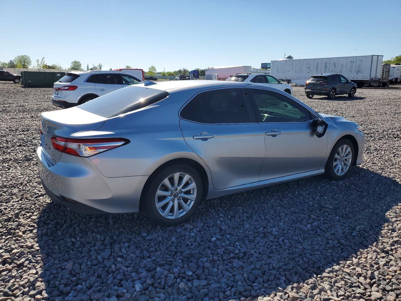 Toyo Camry