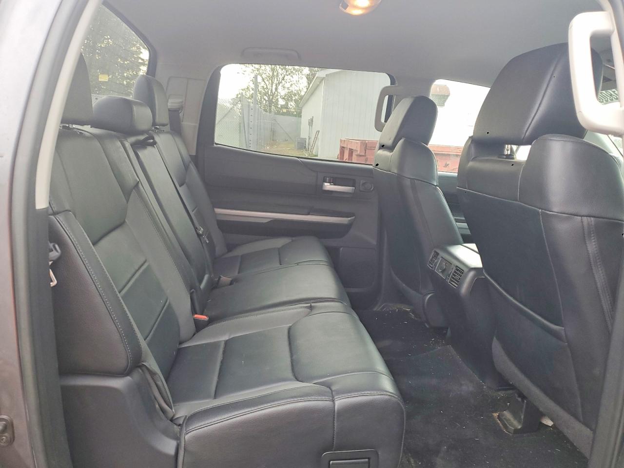 Toyota Tundra Crewmax Limited