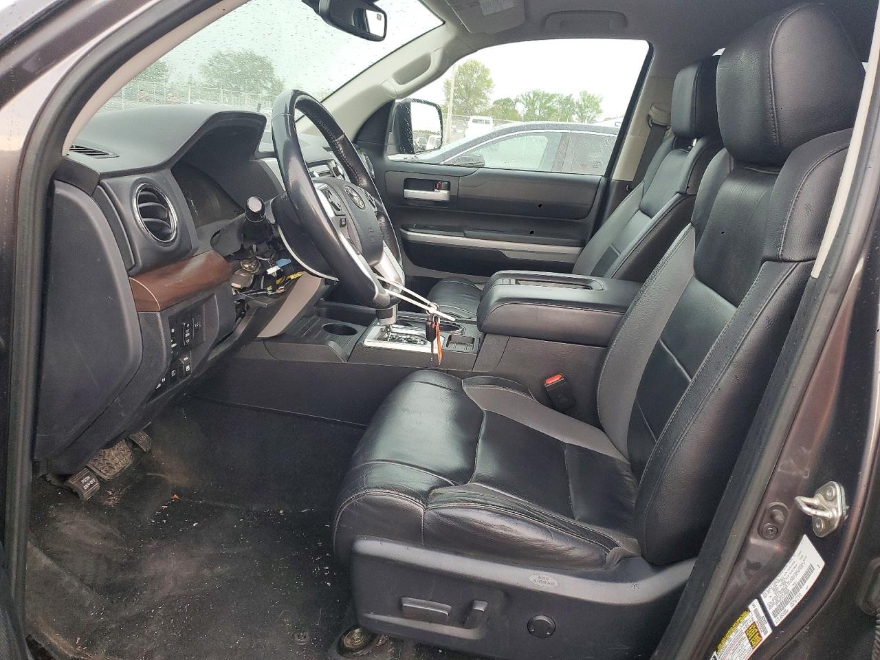 Toyota Tundra Crewmax Limited