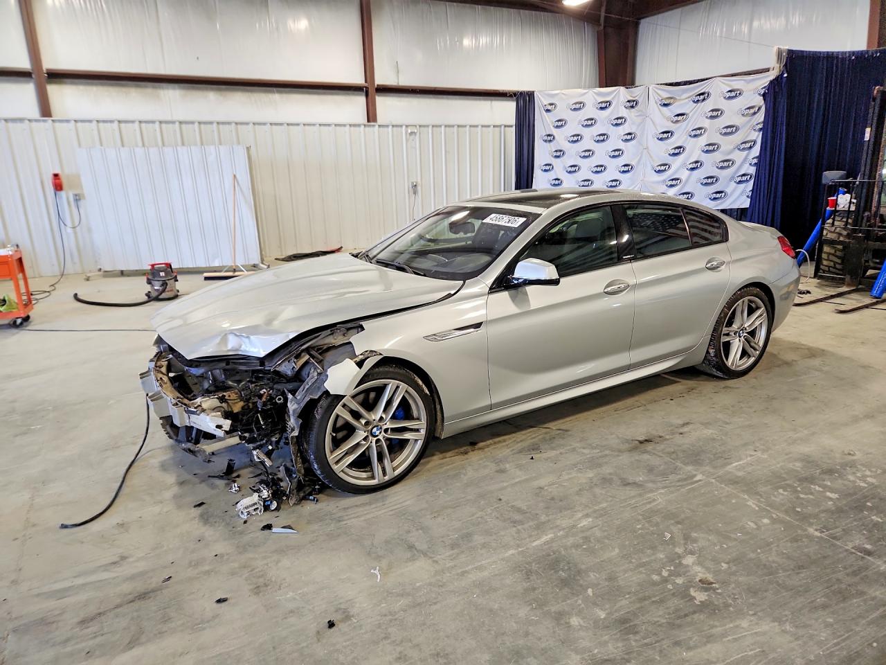 Salvage BMW 6 Series Image