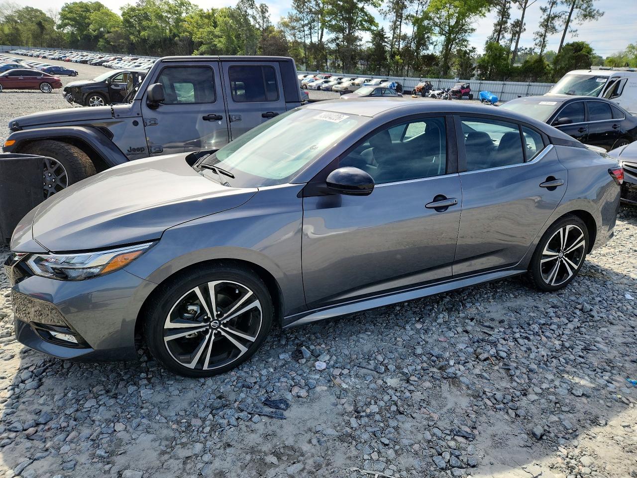 Salvage Nissan Sentra Image