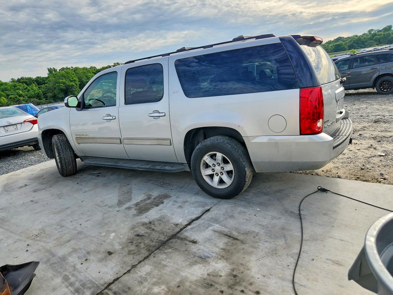 GMC Yukon C1500 Slt